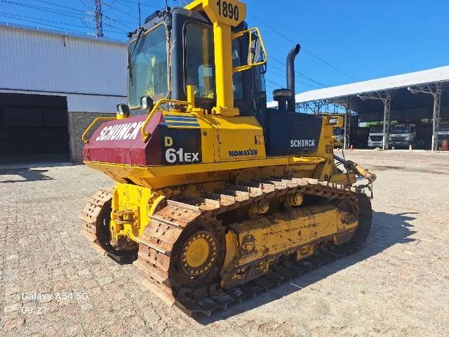 Trator de Esteira Komatsu D61EX-15EO ano 2011  - Foto 5