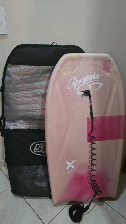 Prancha de Bodyboard Genesis e Capa de Proteção SDA