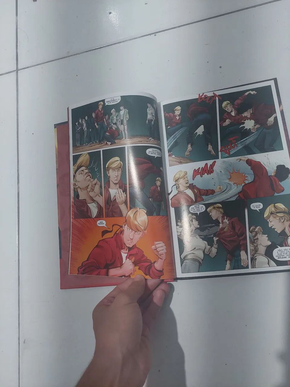 Livro cobra kai - Foto 4