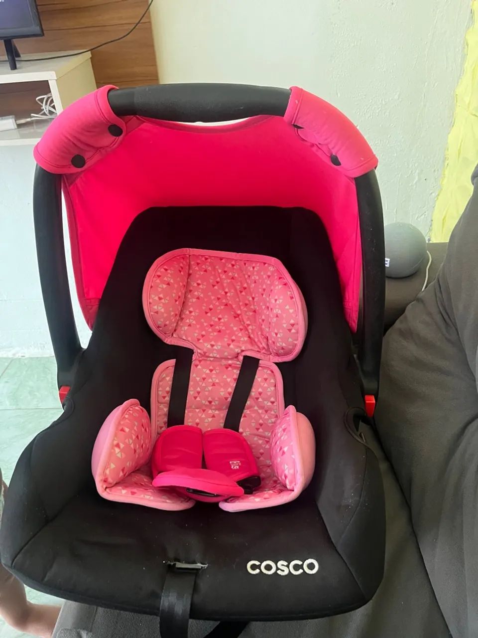 Cadeira Auto Bebê Cosco Usada - Foto 4