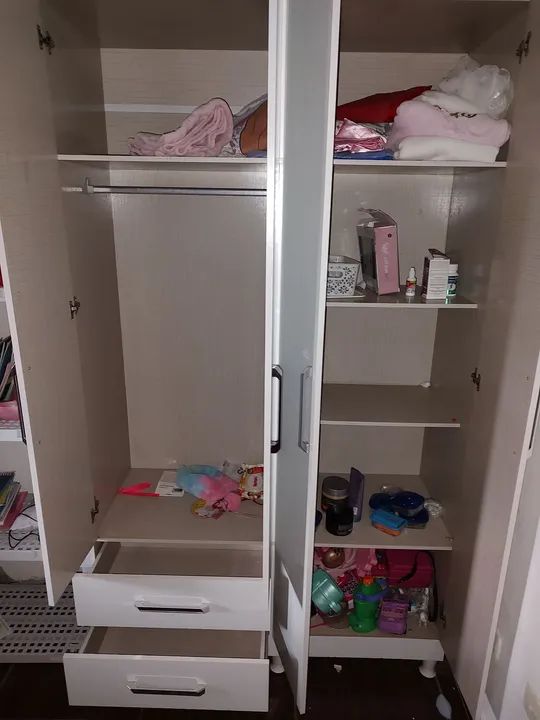 Armário de solteiro ou nfantil