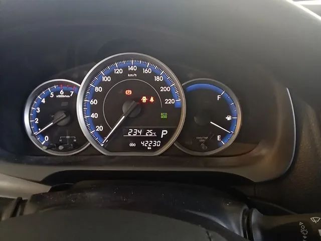TOYOTA YARIS 1.5 CVT 2023 - Foto 4