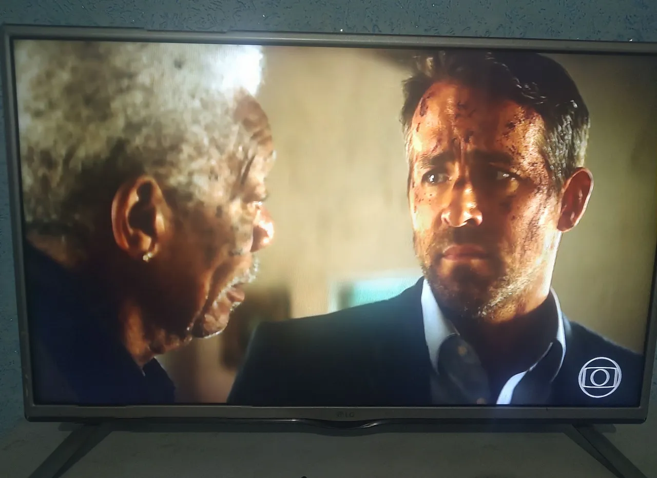 TV LG - 32" (não é smart)