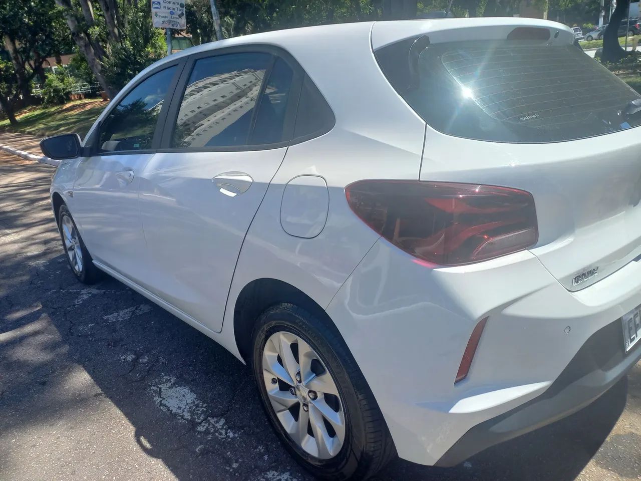 Onix Hatch LT Turbo Mecânico 2020 - Foto 5