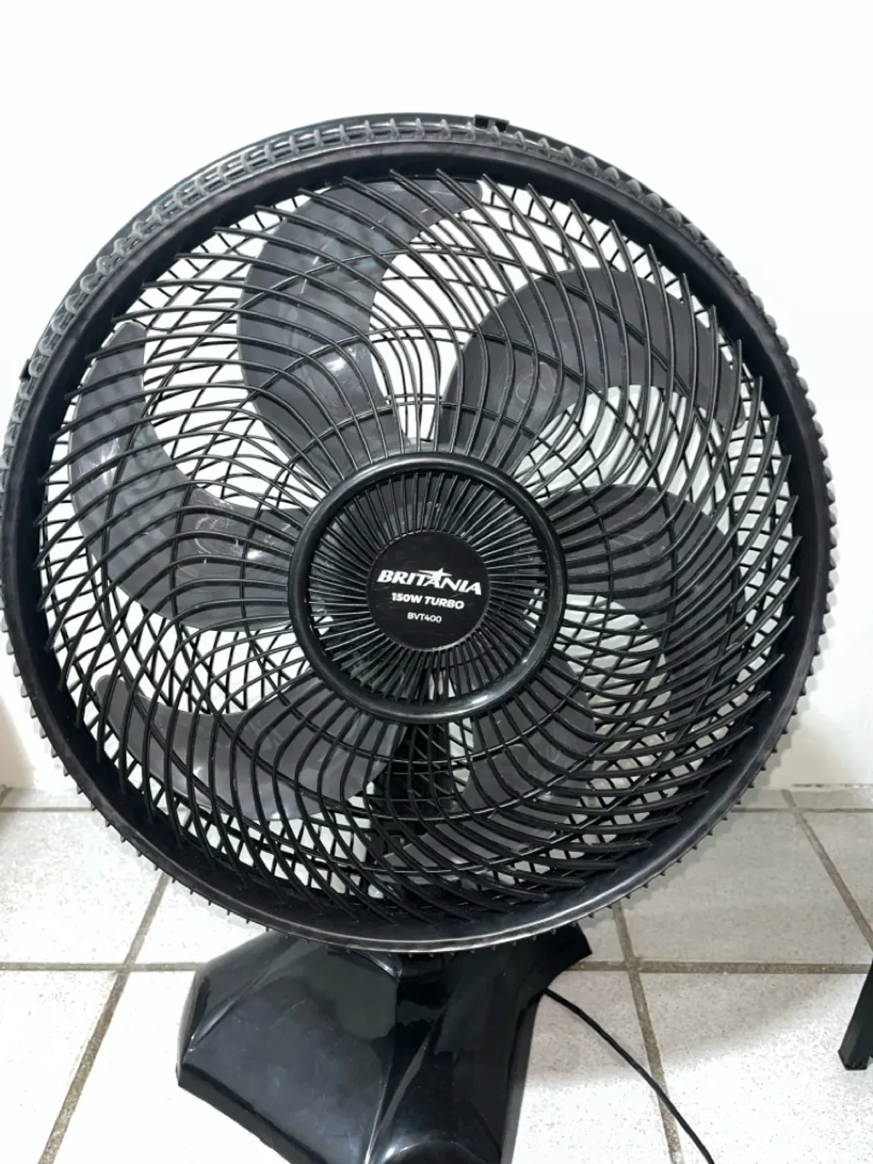 Ventilador de mesa Britânia 150W Turbo