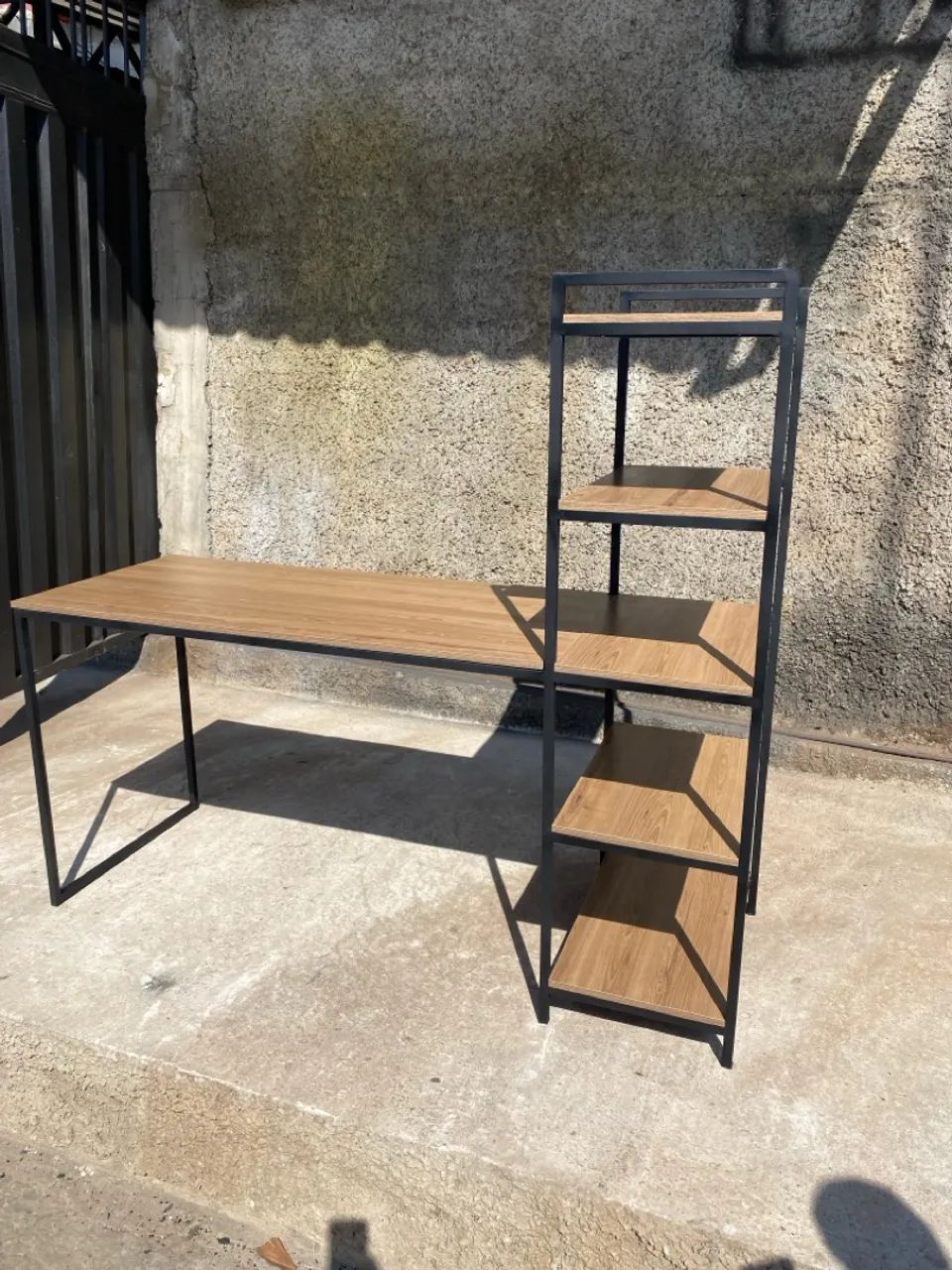 Conjunto de Mesa para Escritório com Estante - Foto 2