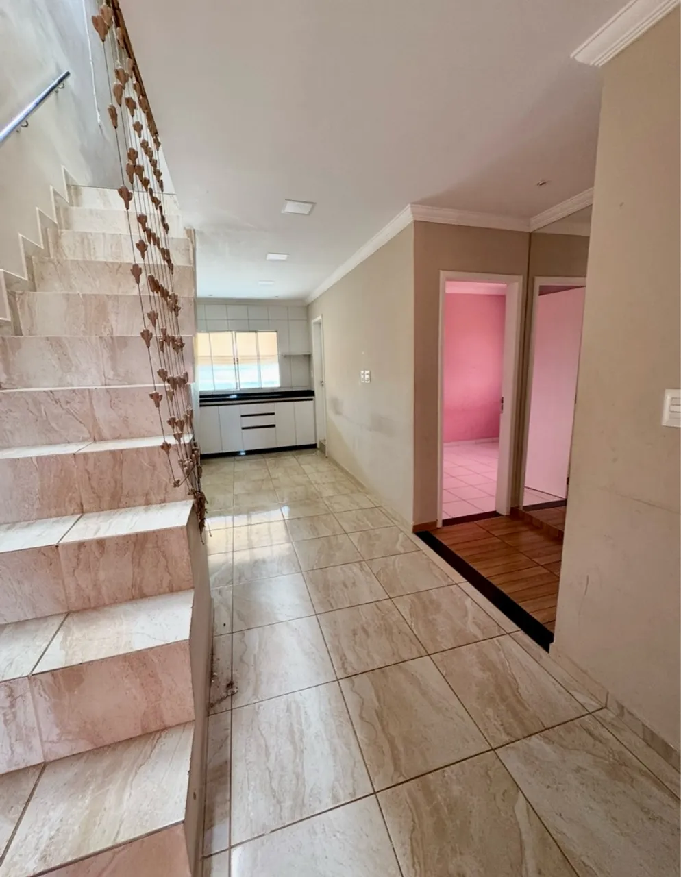 Casa 1º andar pra alugar