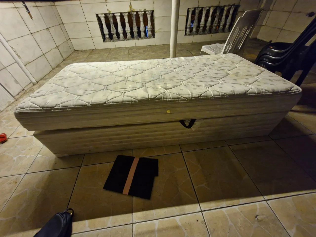 Cama box solteiro com bau - Foto 4