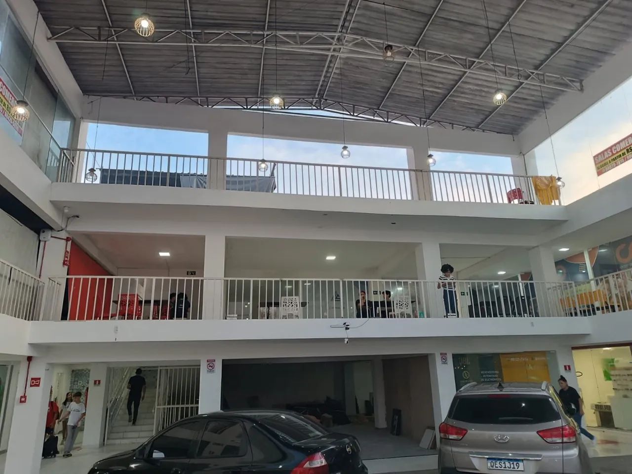 EXCELENTE OPORTUNIDADE > ALUGA-SE LOJAS COMERCIAIS NA AV MÁRIO ANDREAZZA  - Foto 5