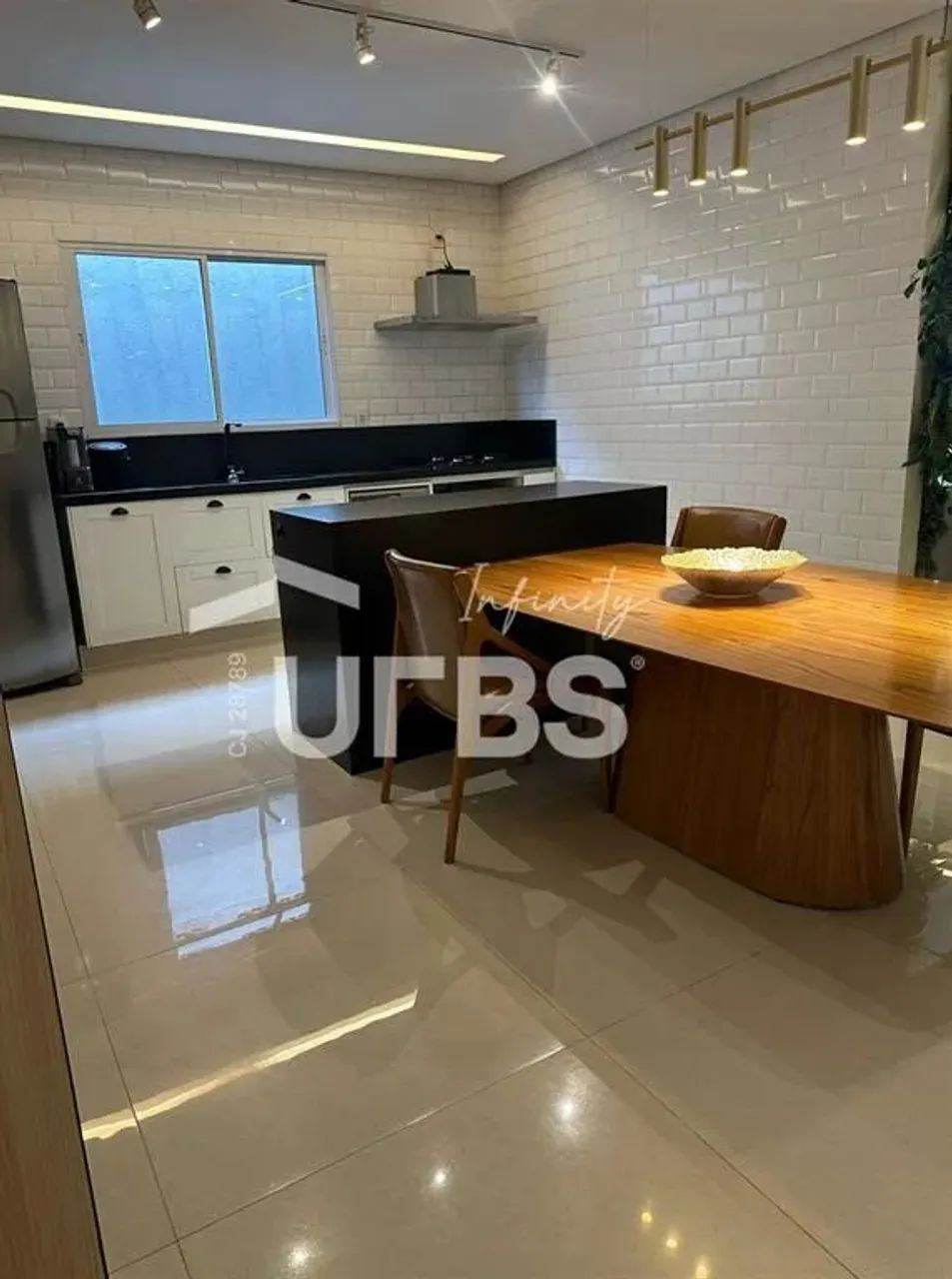 0 - Casa 3 quartos, sendo 2 suítes - Foto 3