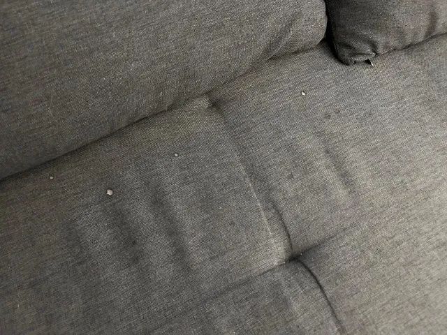 SOFÁ CINZA - CONDIÇÃO USADO - Foto 3
