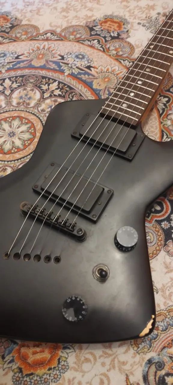 Guitarra Dean Baby Z - Caps EMG 81/85 - Foto 2