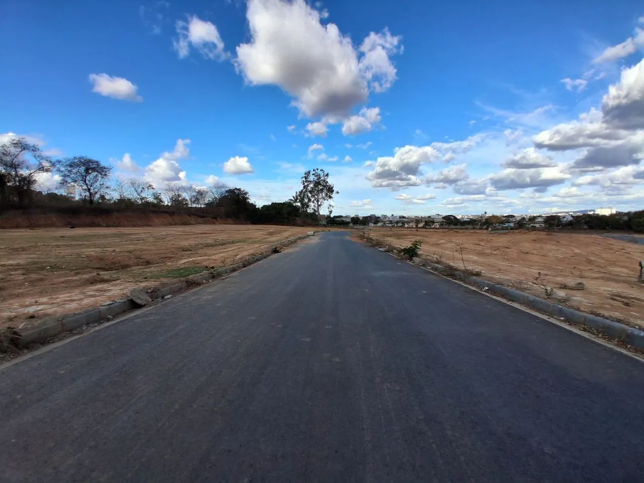 Lotes a venda C/financiamento próprio Barcelona Park