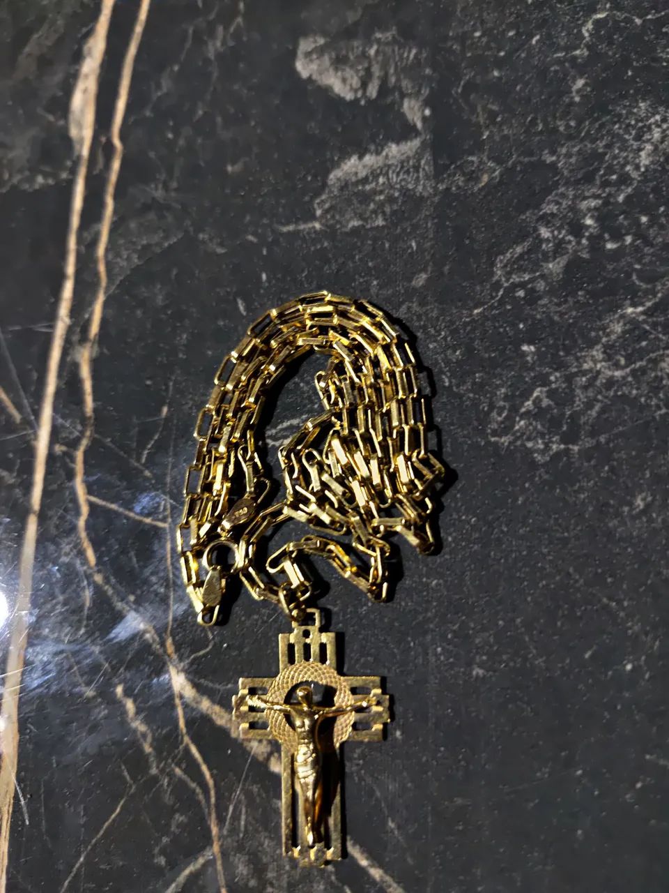 Cordão de ouro com crucifixo - Foto 2