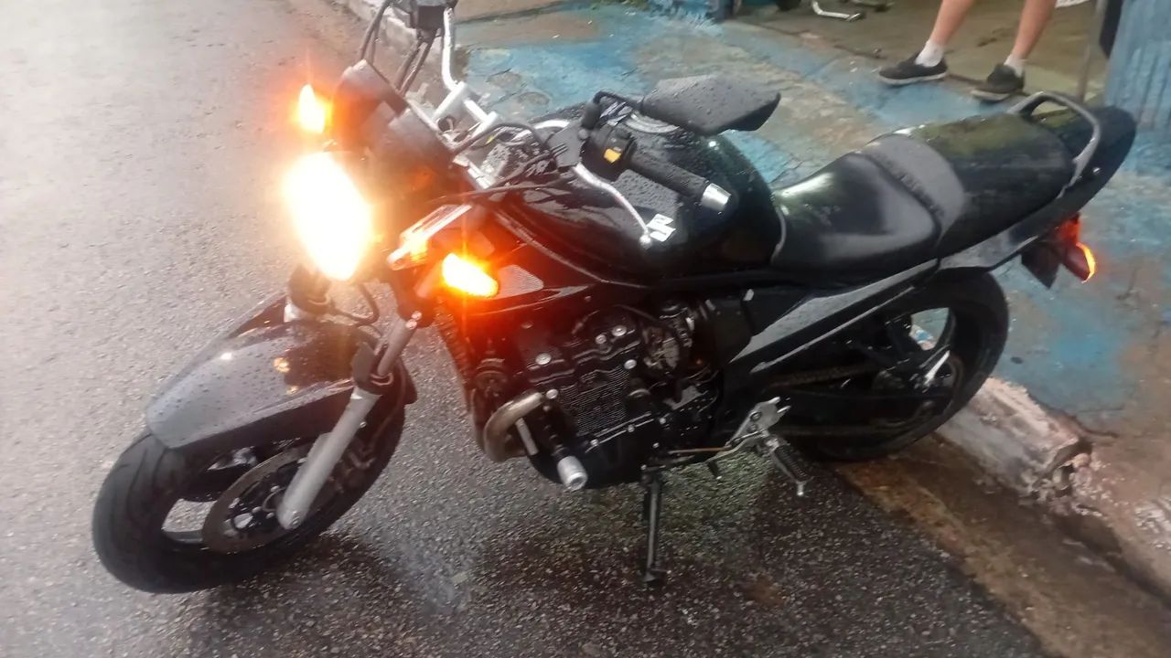 Bandit 650 ótimo estado 