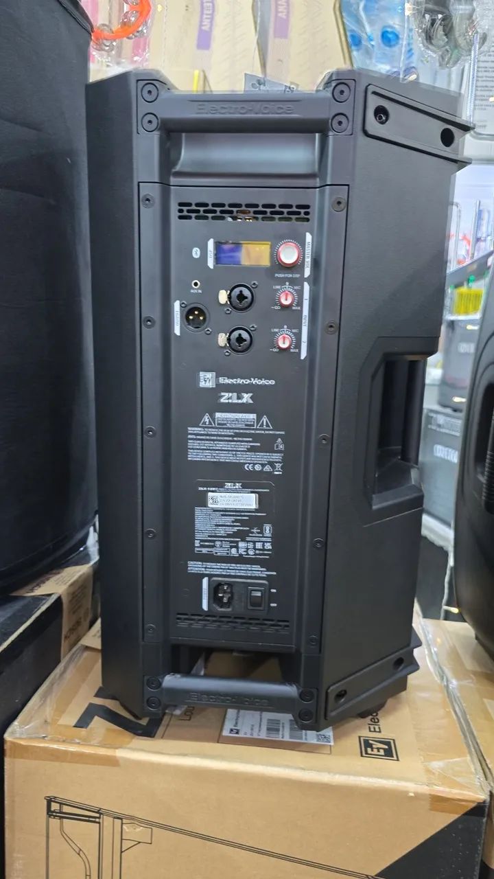 Caixa de Som EV (Electro-Voice) ZLX 15 G1 - Foto 2