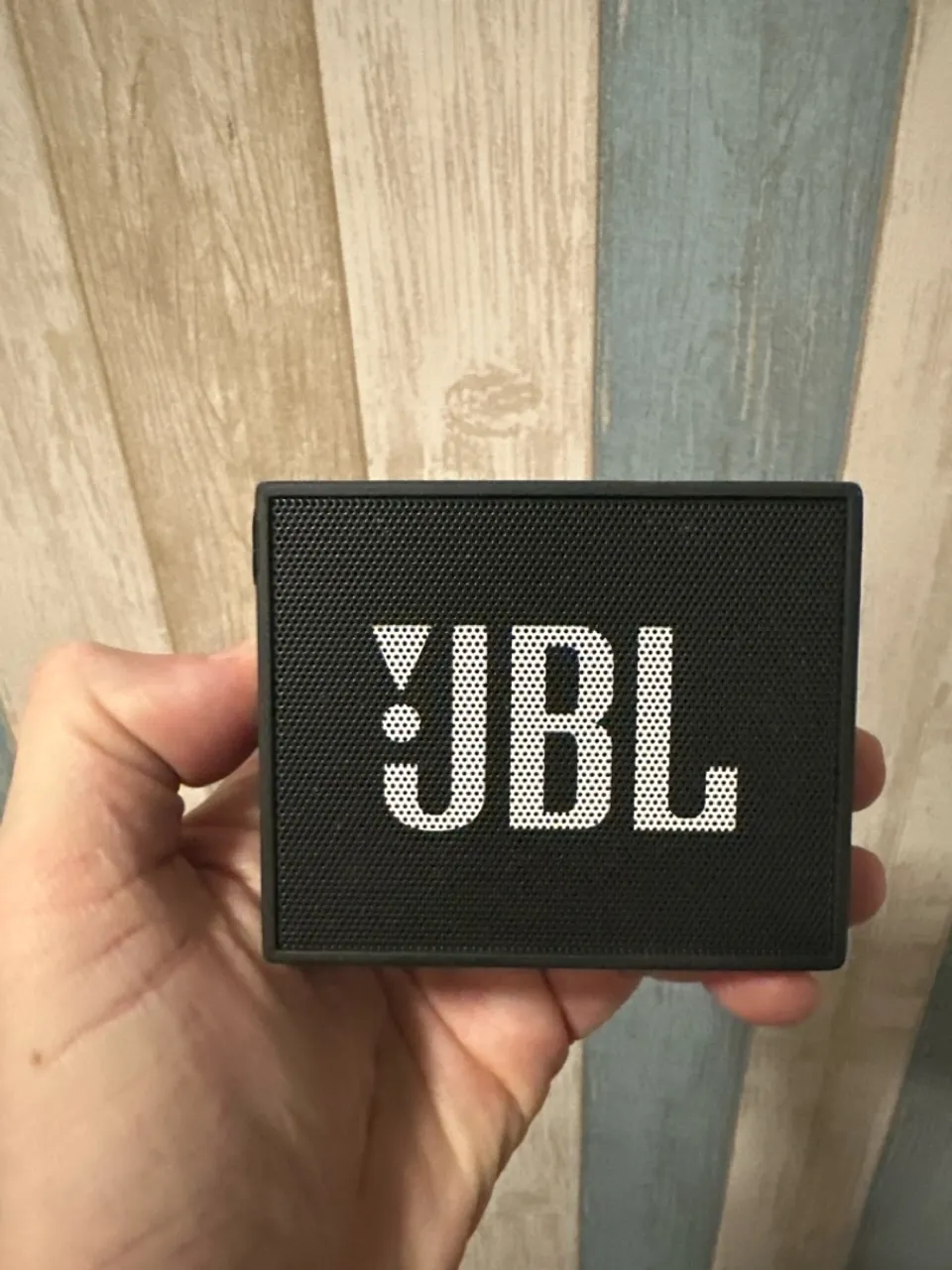 Caixa de Som JBL Go - Som Portátil com Qualidade