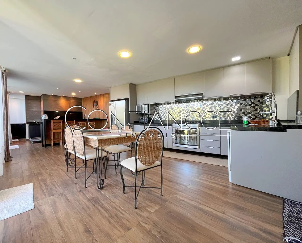 Casa com 7 quartos para alugar no Batel, Curitiba - PR | Confiancce Imóveis - Foto 14