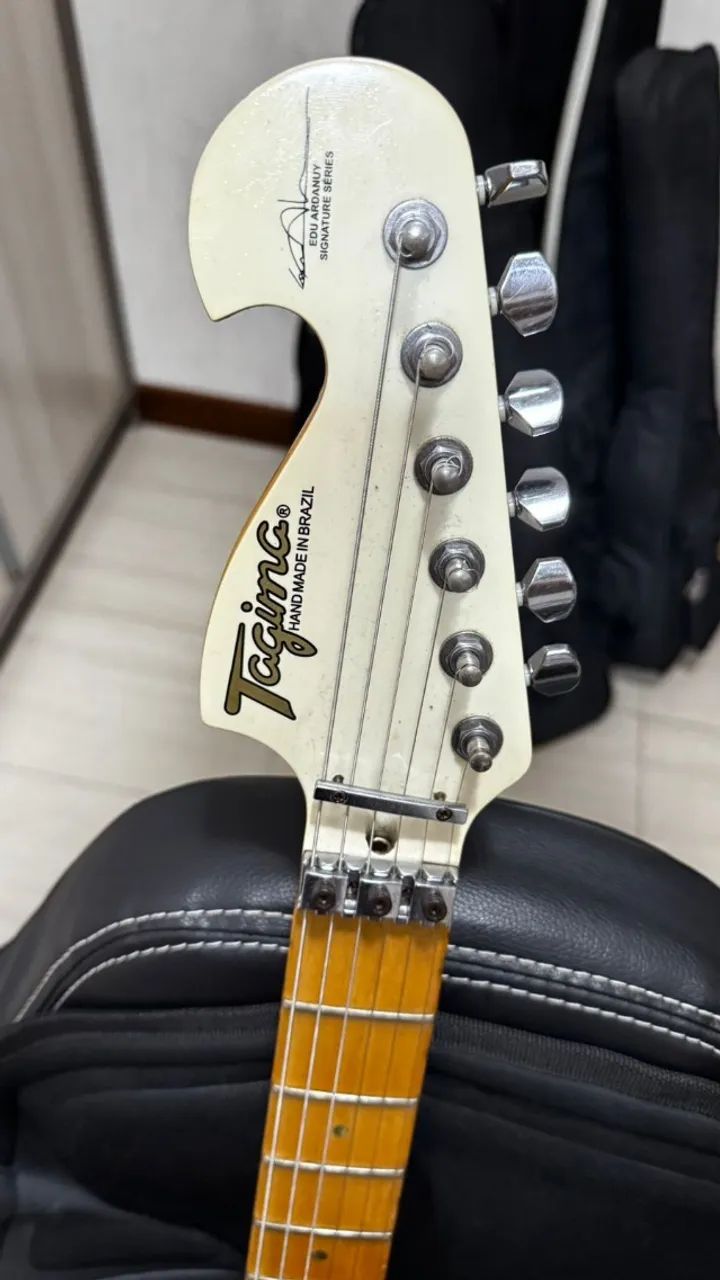 Guitarra Tagima Super Strato E2 - Antiga - Foto 5
