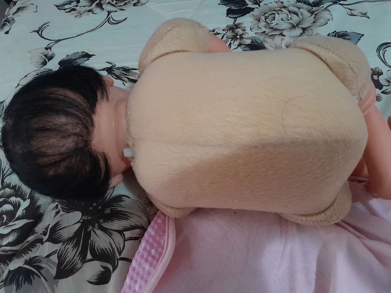 Bebe reborn recém nascida usada - Foto 4