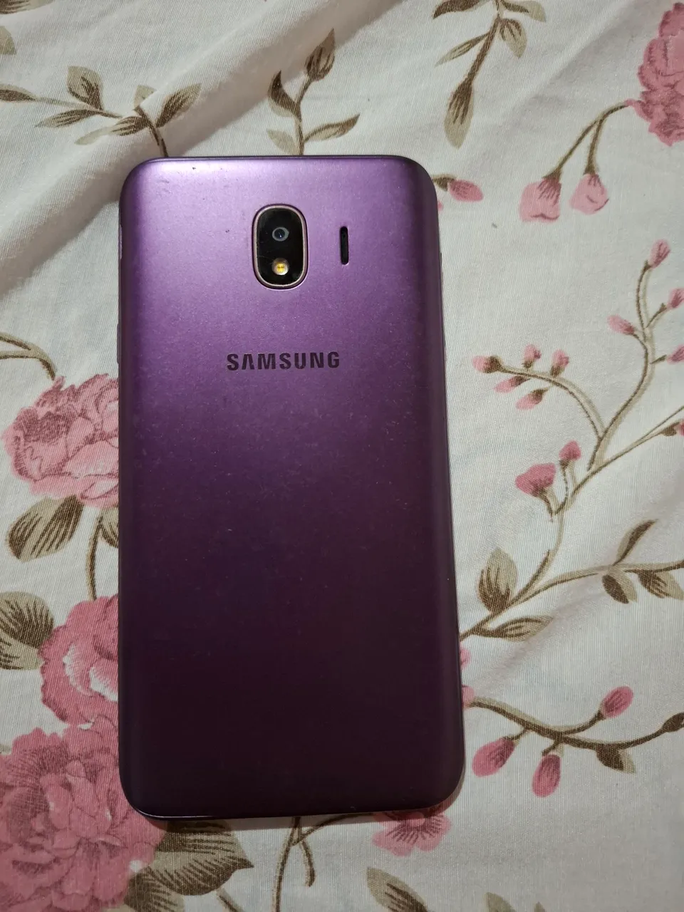Celular Samsung Galaxy J4