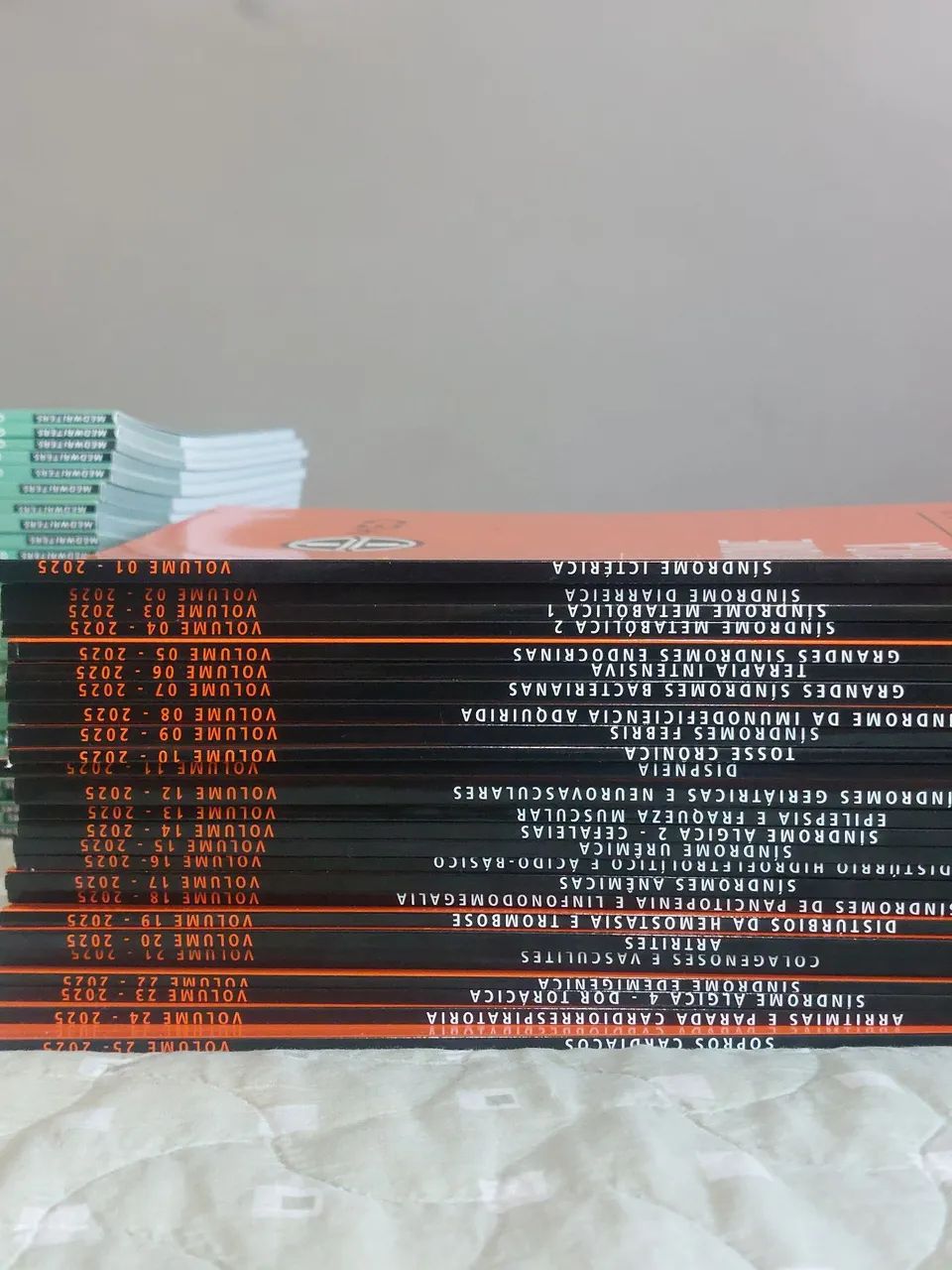 VENDO APOSTILAS MED 2025 EXTENSIVO KIT COMPLETO - MEDGRUPO - Foto 2