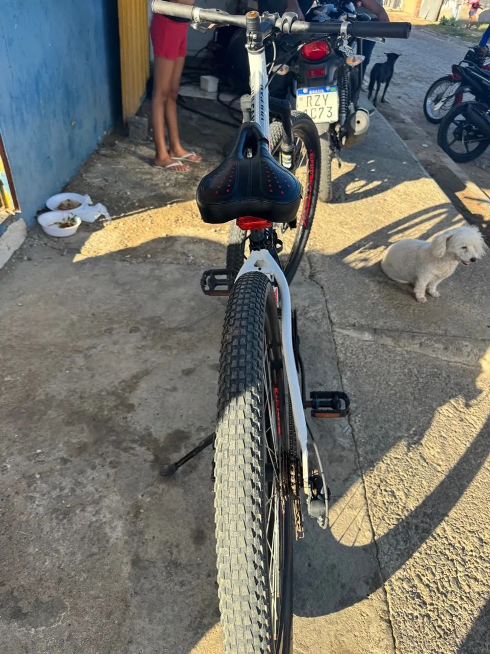Vendo uma bike Aro 29  - Foto 4