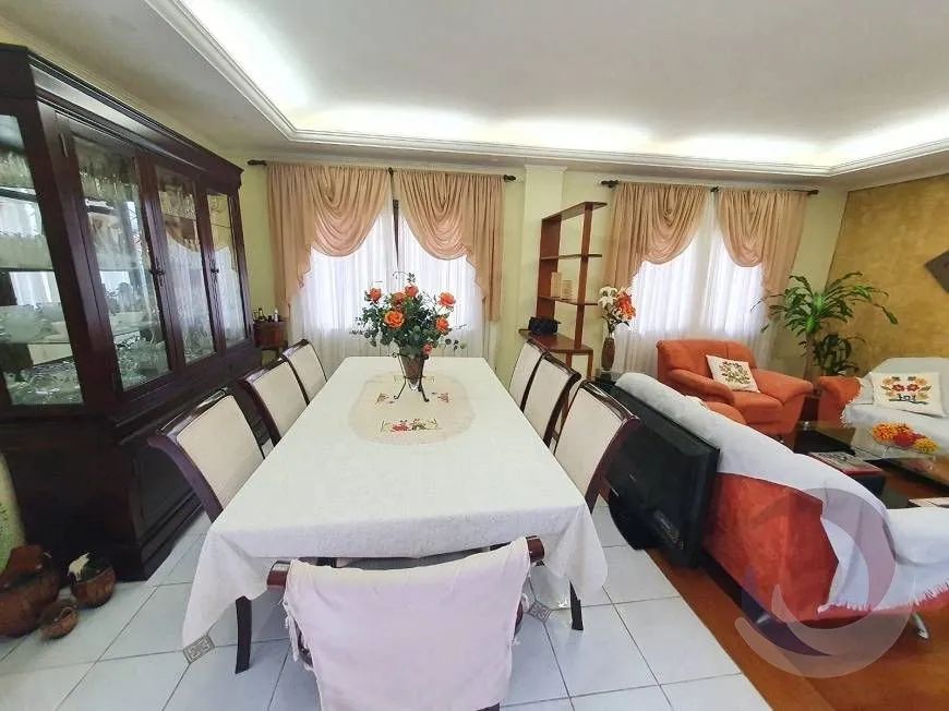 Casa de 250m² com quartos sendo 1 suíte no Carianos - Foto 4