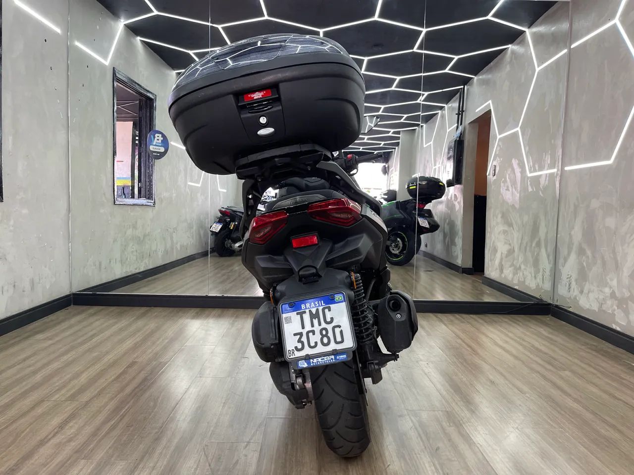 YAMAHA XMAX 250 - Foto 4