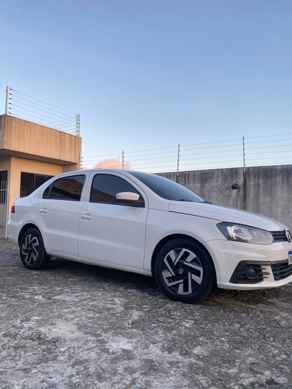 Volkswagen Voyage VOYAGE Trendline 1.6 T.Flex 8V 4p 2018