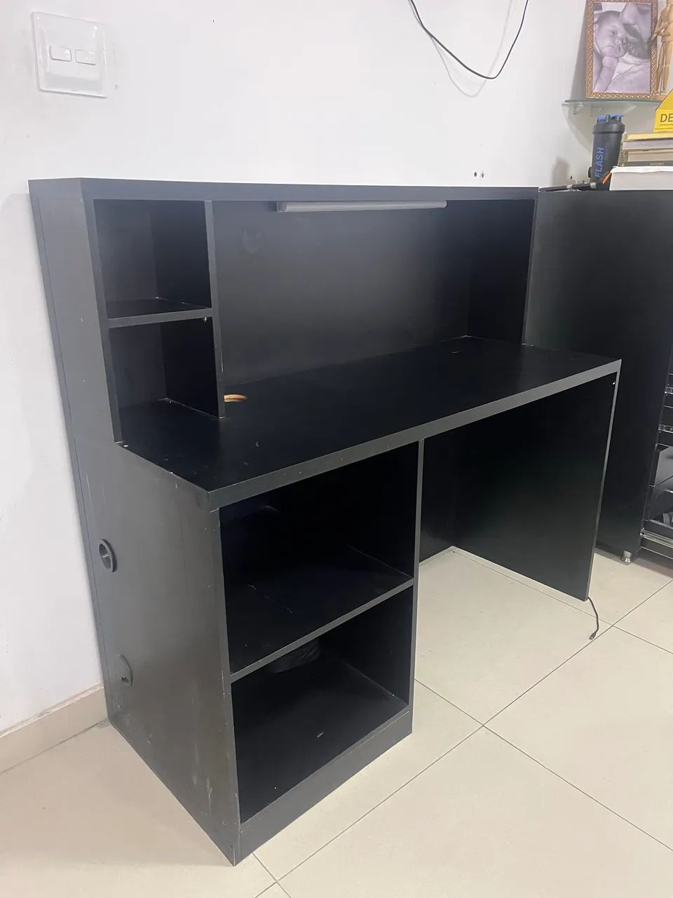 Mesa para colocar computador 