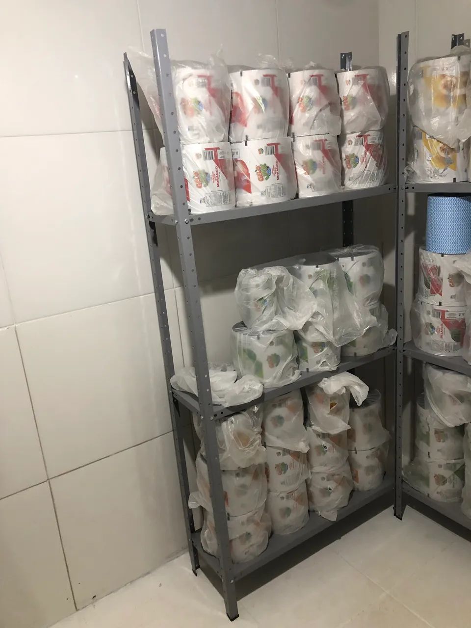 Estante de aço Reforçada Suporta 180kg - Foto 3