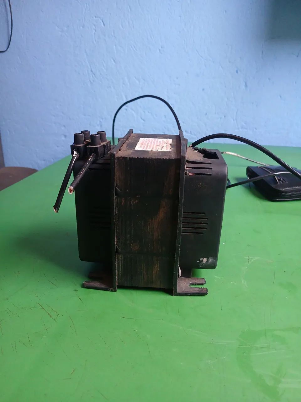 Vendo transformador 5000 va - Foto 2