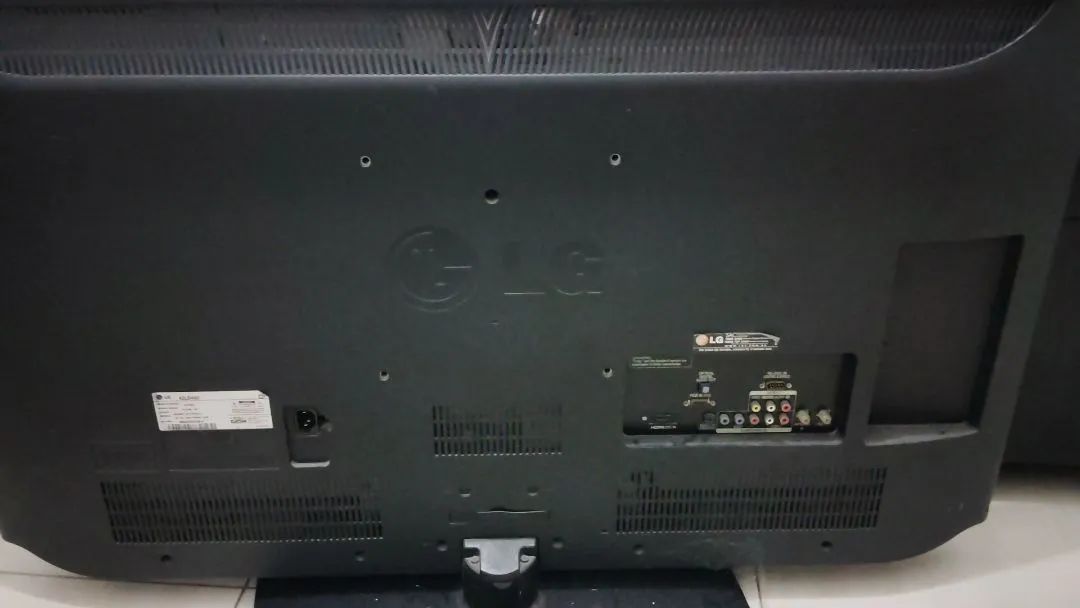 Tv e monitor com defeito - Foto 3