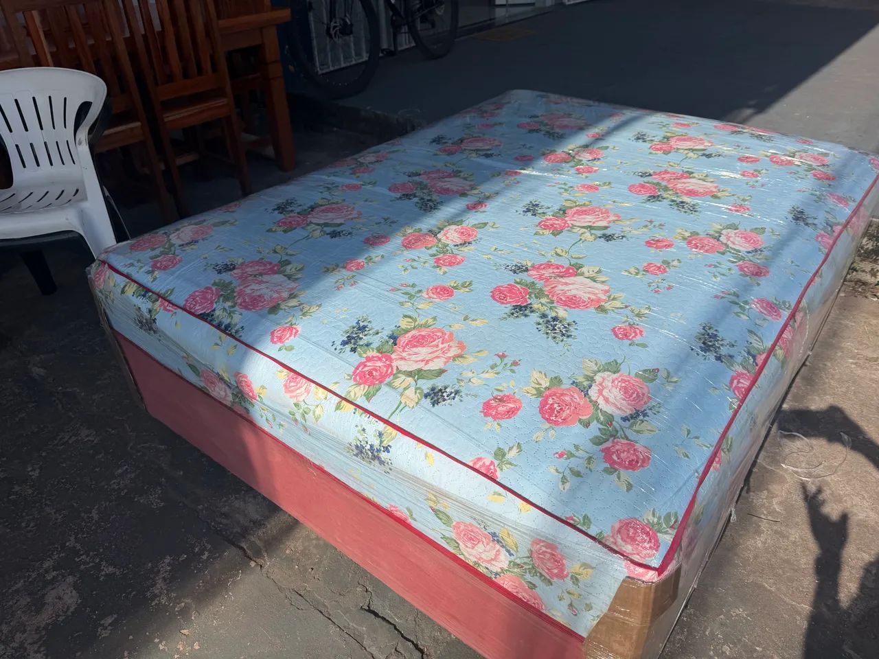 Cama casal em edredom mola nova - Foto 2