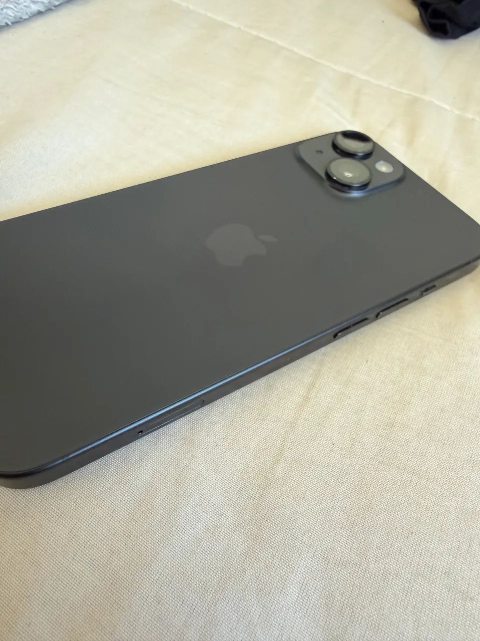 iPhone 15 128GB Preto em ótimo estado