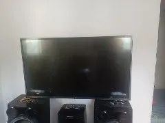 tv LG 43 e som Panasonic os dois por 900