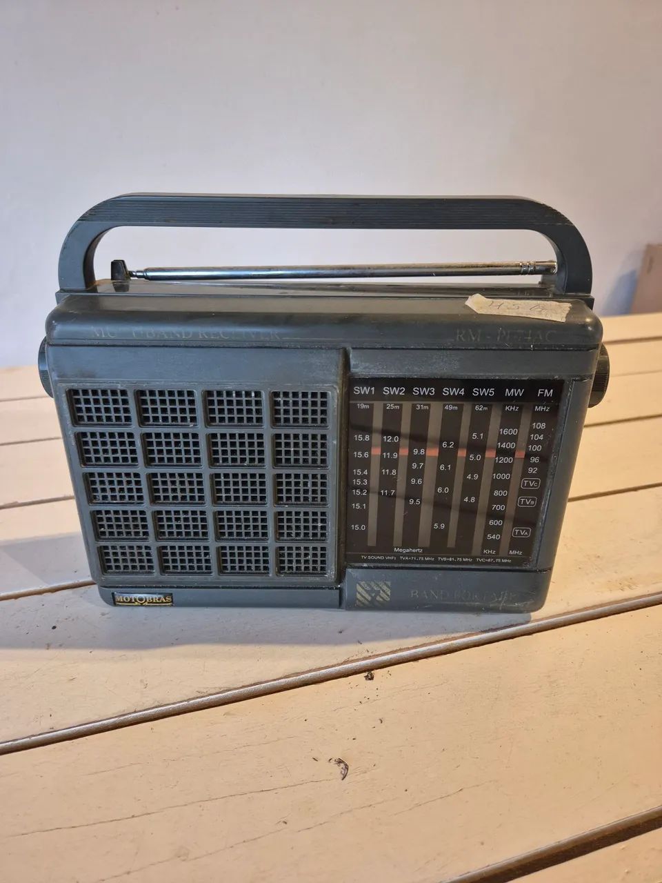 Rádio antigo Motobras. Década de 80.