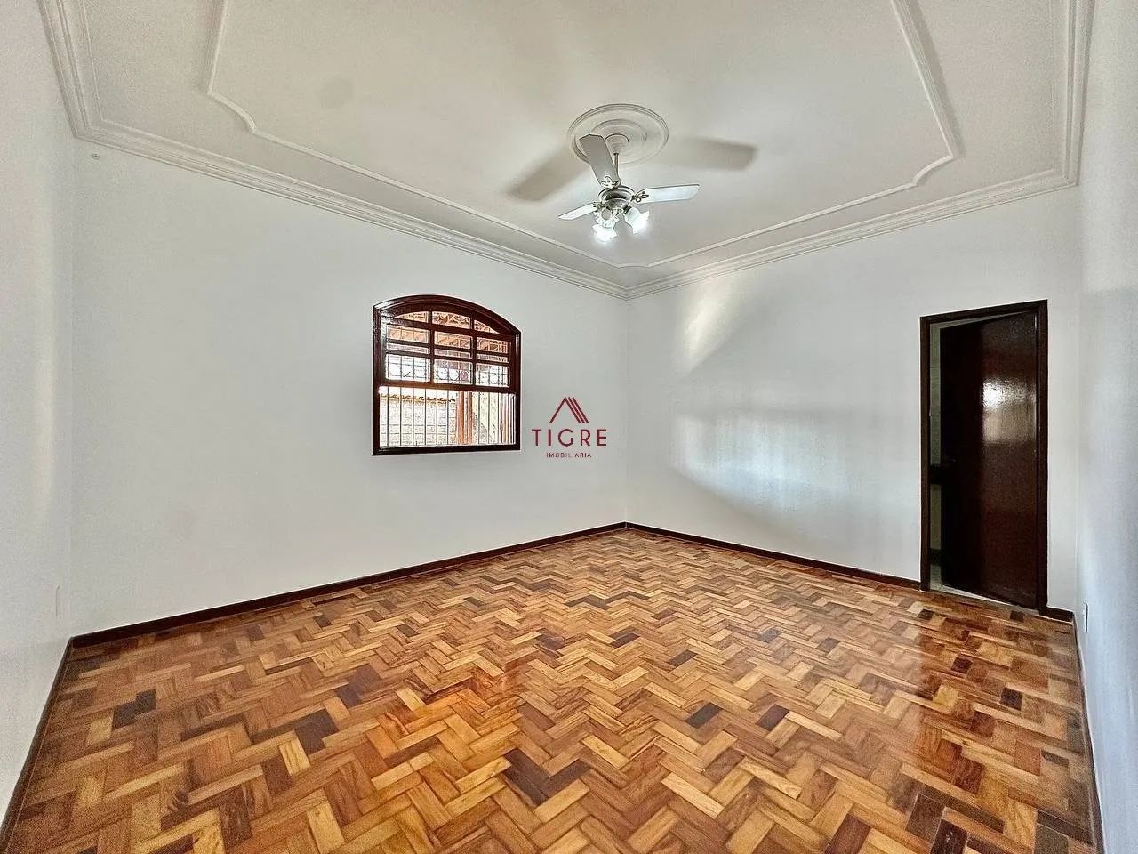 Casa com 3 Quartos à Venda, 430m² - Foto 5