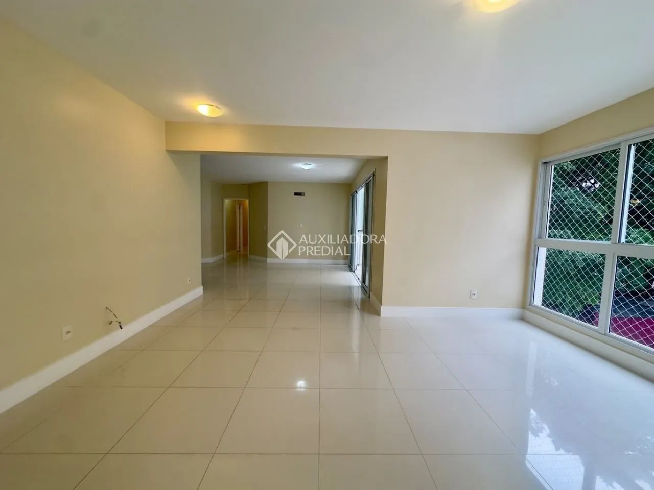 Apartamento semi mobiliado na Trompowsky - Foto 2