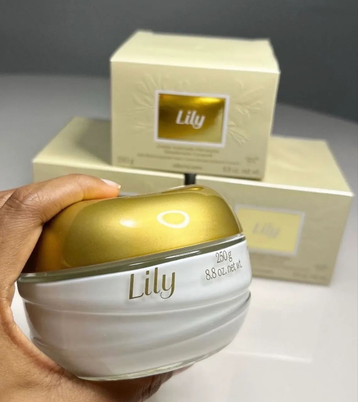 Creme Hidratante Lily + entrega