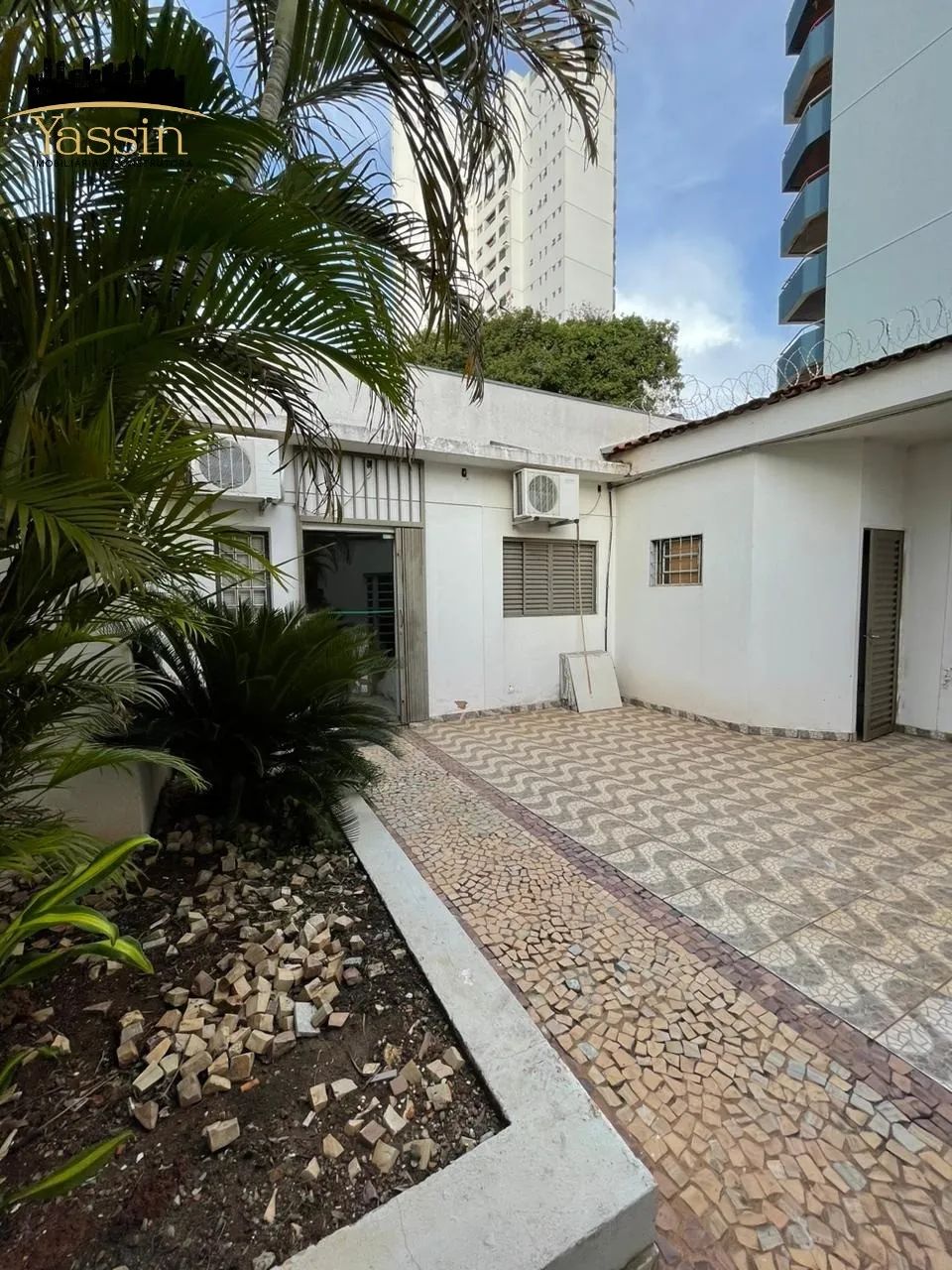 Imóvel comercial disponível para locação na Avenida Lava Pés - Foto 5