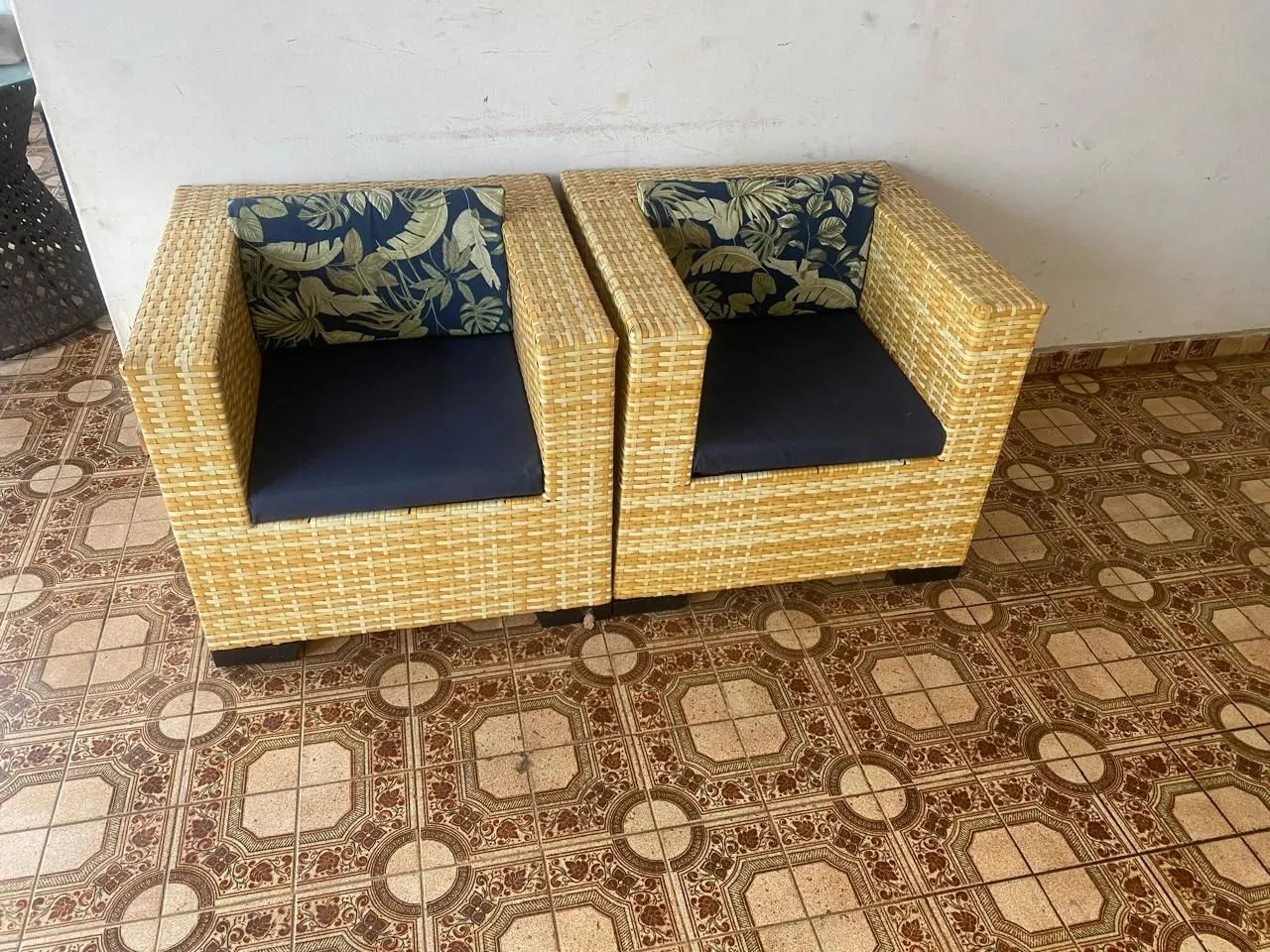 Jogo de poltronas de alto padrão de vime sintético  - Foto 3