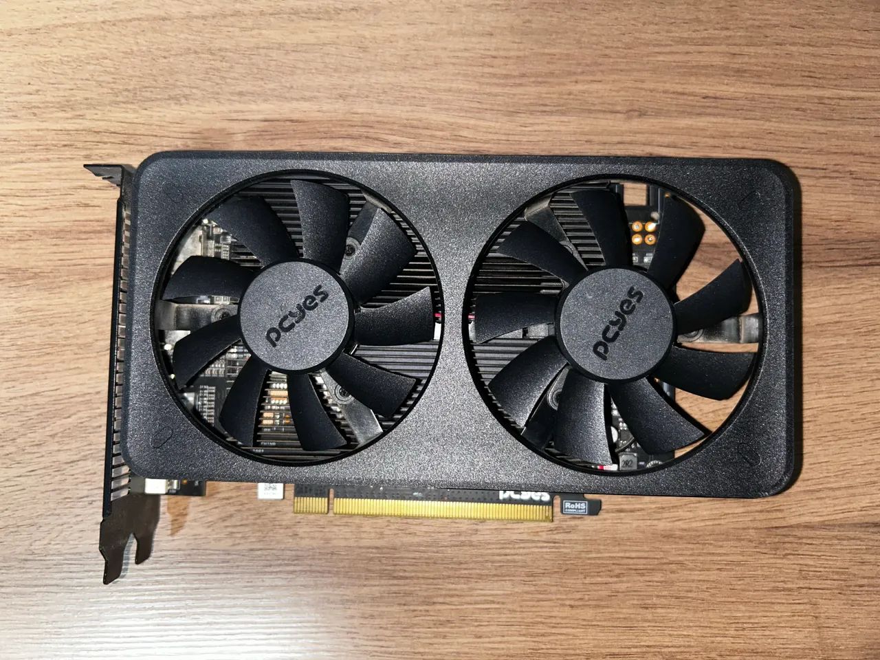 Placa de vídeo AMD RX 550 4GB - Foto 4