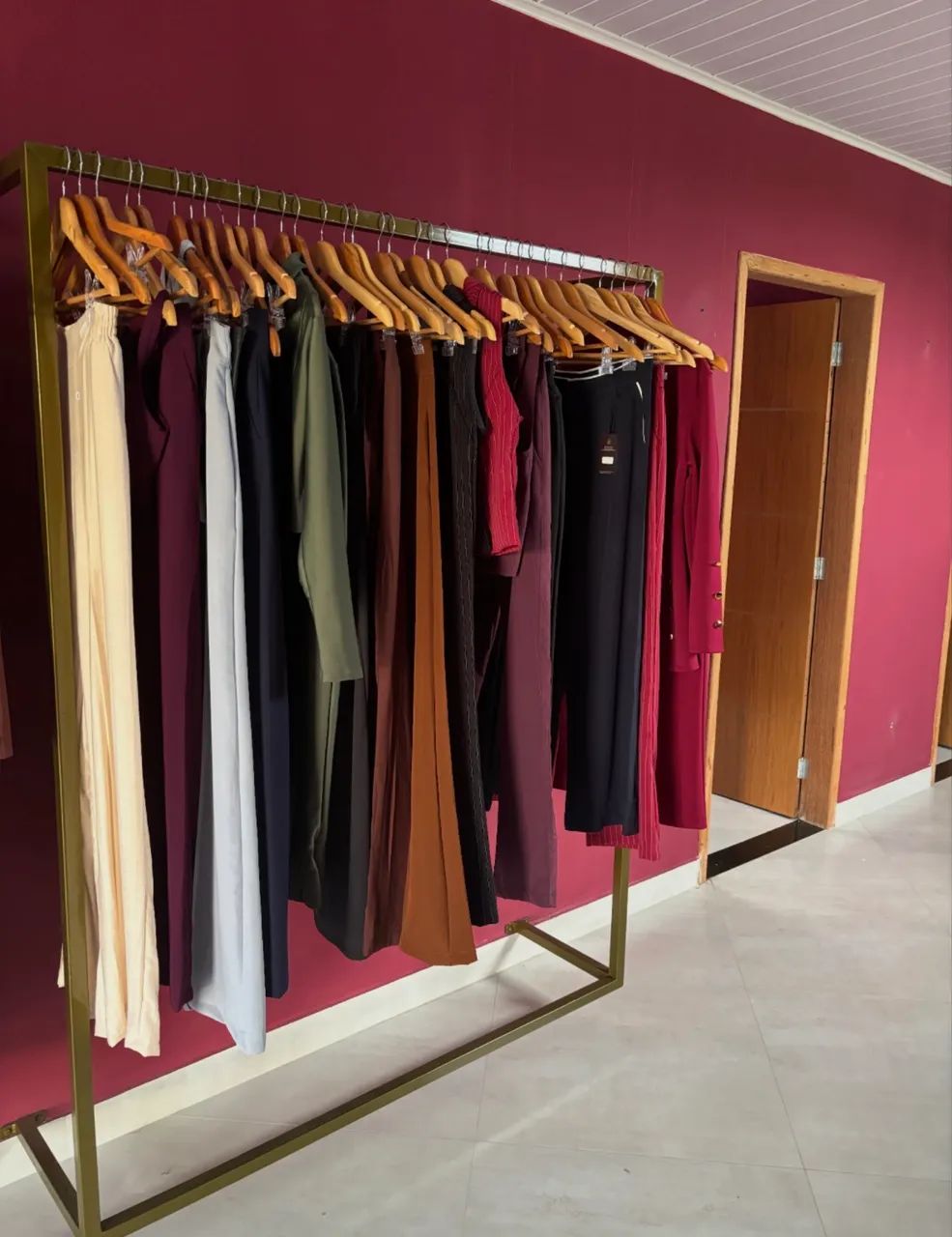 Vendo Arara para loja de roupas
