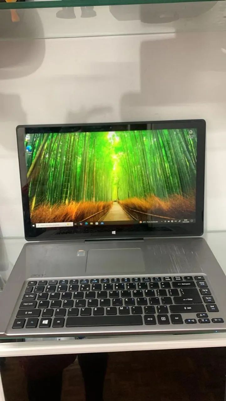 Vendo Notebook Acer R7 - Foto 3