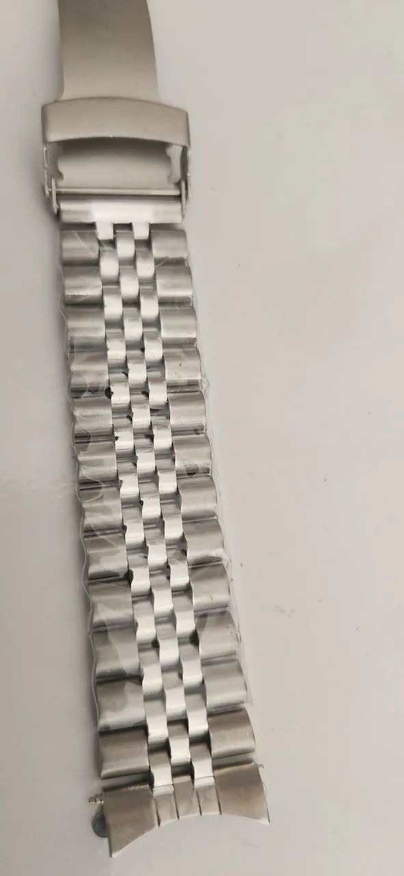 Pulseira Jubilee 20mm sólida, terminal curvo . - Foto 5