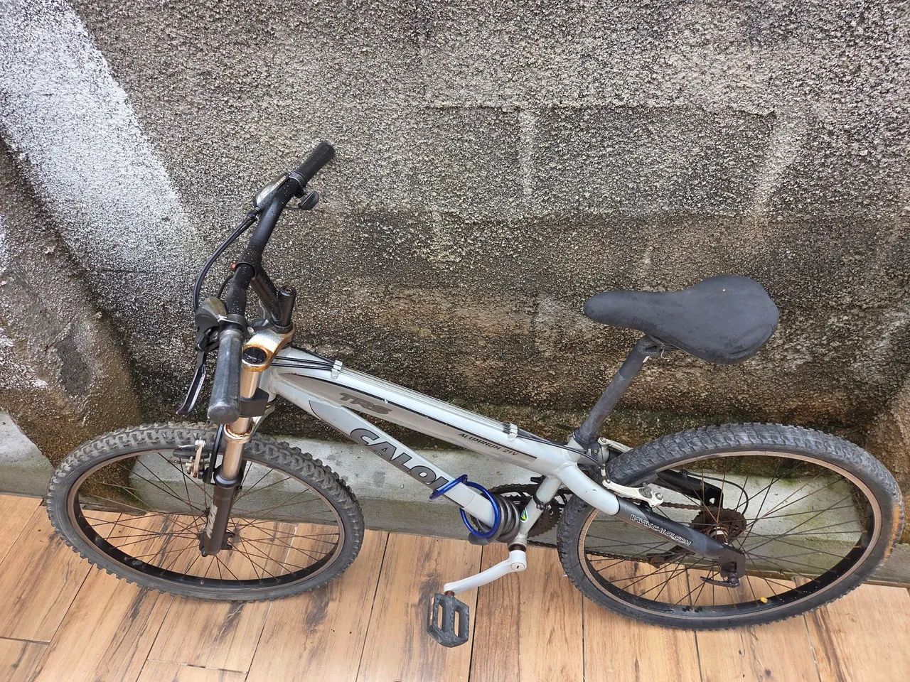 Bicicleta caloi de alumínio 21 marchas 