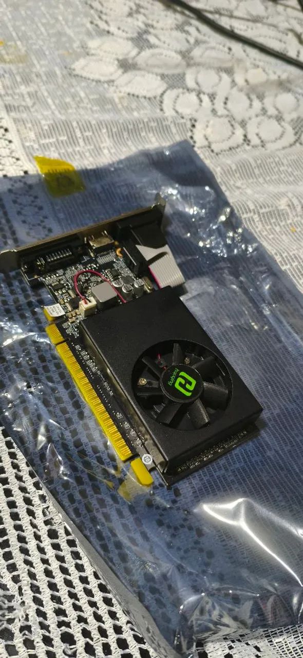 Gt 610 placa de vídeo 2gb - Foto 2