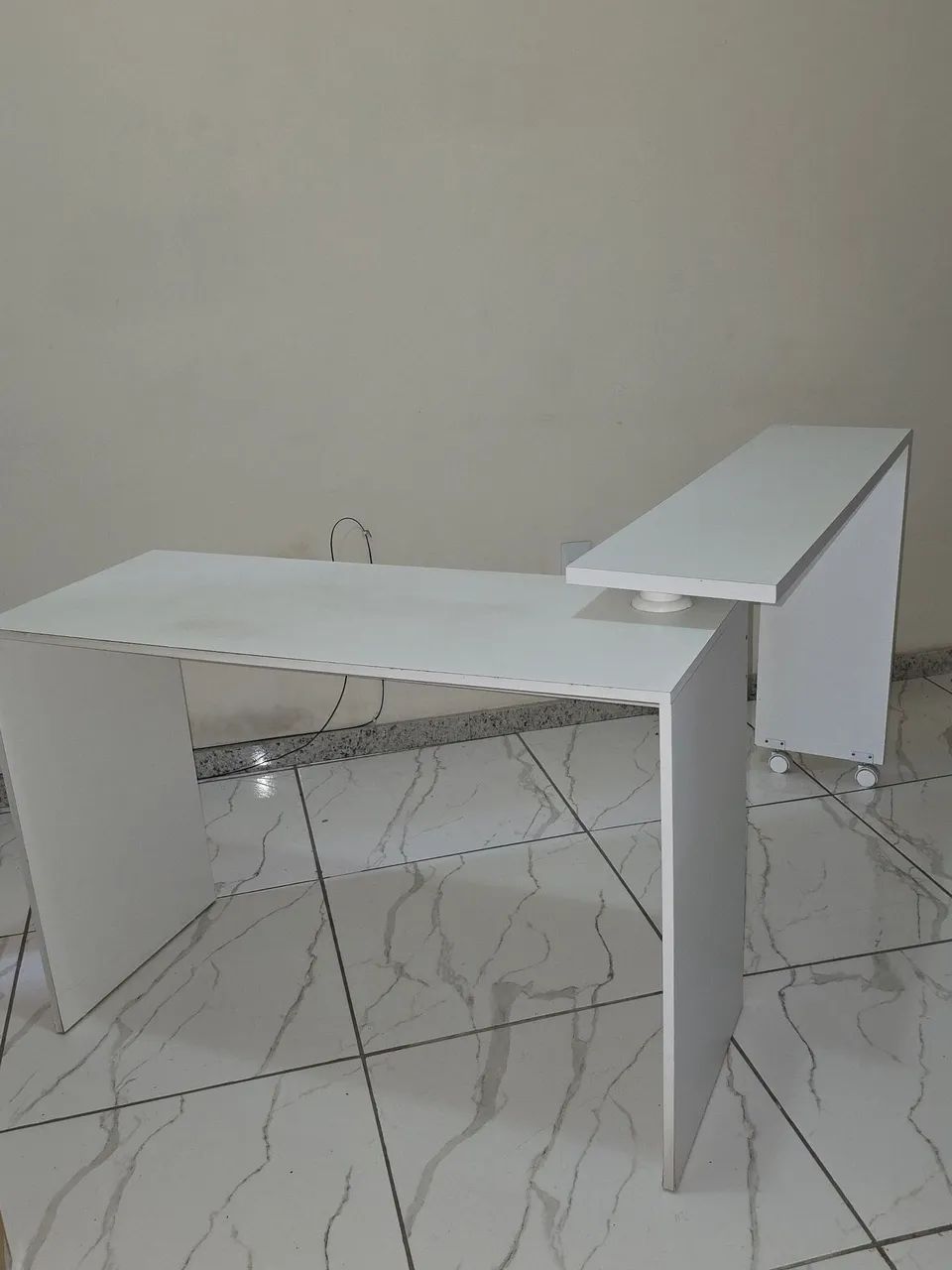 Escrivaninha giratória 
